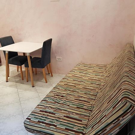 Apartmaji Tim Izola Buitenkant foto