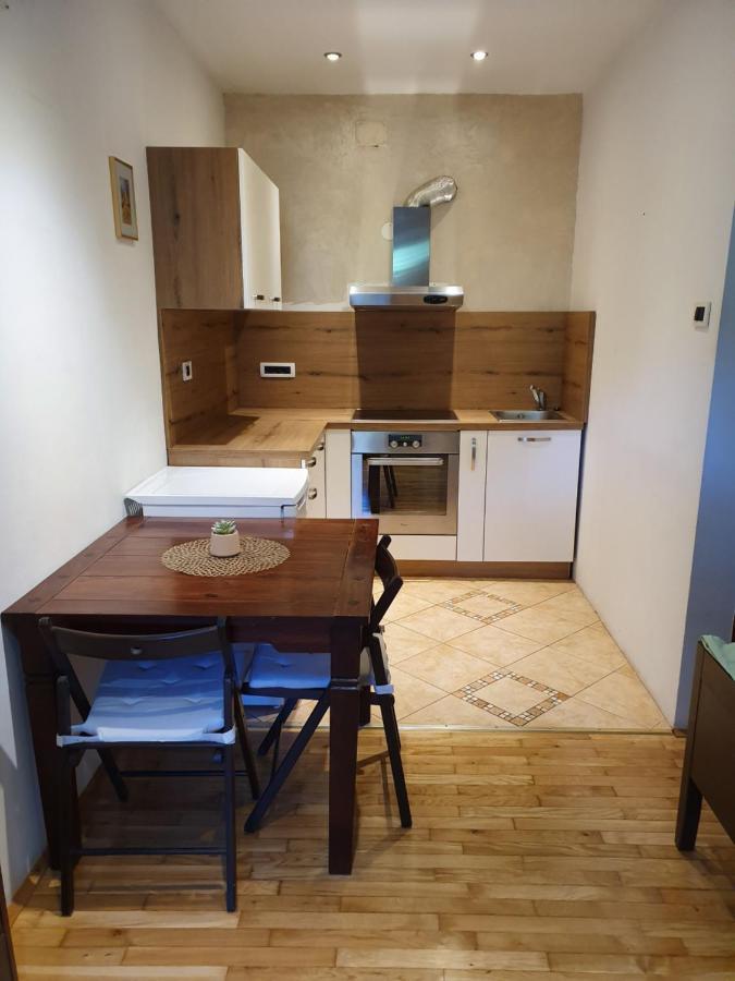 Apartmaji Tim Izola Buitenkant foto