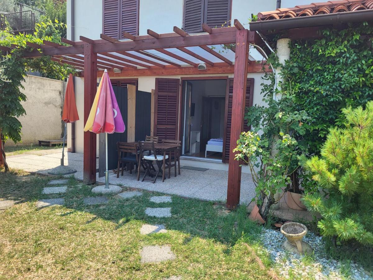 Apartmaji Tim Izola Buitenkant foto