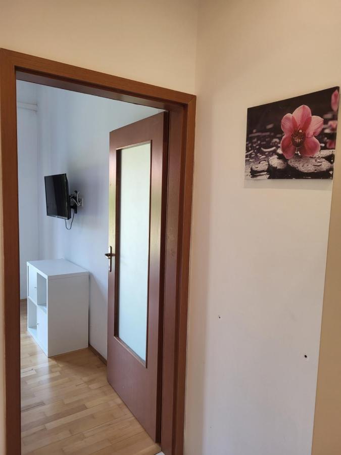 Apartmaji Tim Izola Buitenkant foto
