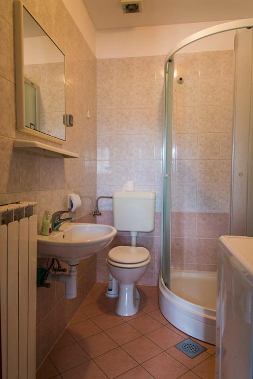 Apartmaji Tim Izola Buitenkant foto